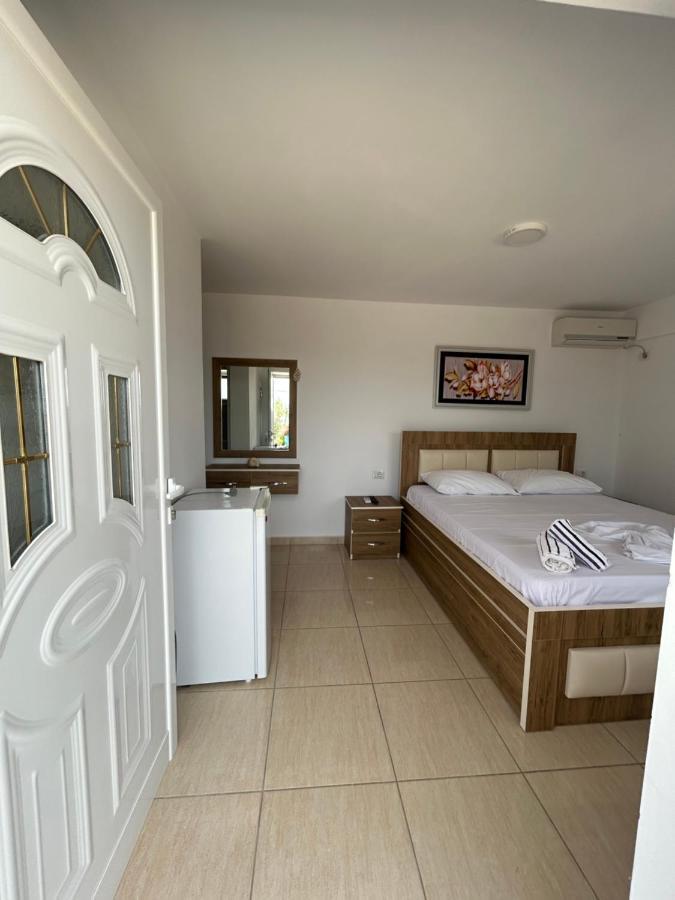 Eri Rooms Sarande Exterior photo